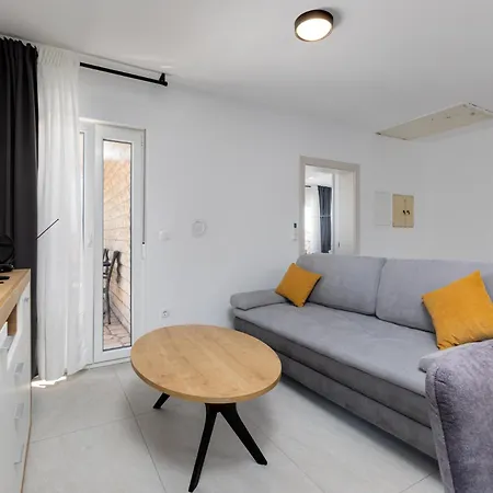 Dokic 1 Apartment Punat