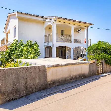 Dokic 1 Apartment Punat